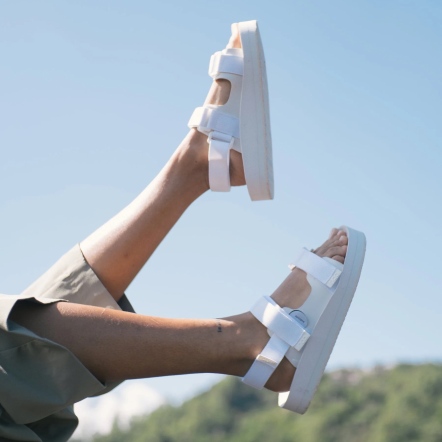 Indosole 女款環保涼鞋