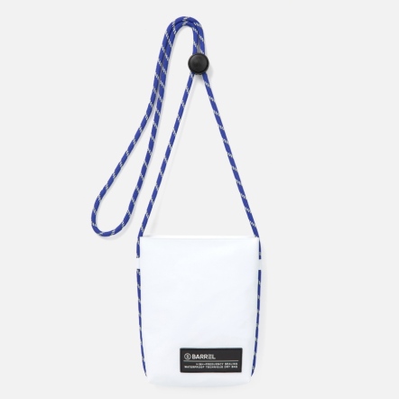 BARREL 戶外防水斜背小袋